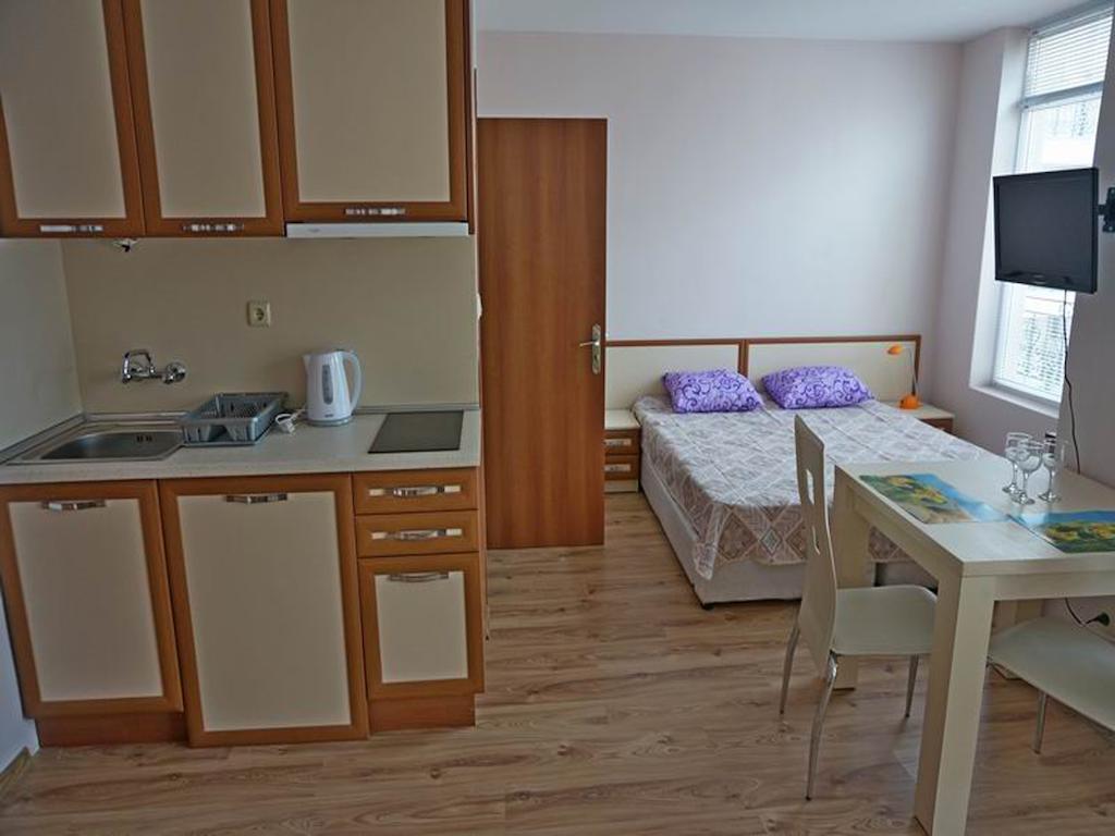 Gt Down Park Apartments Sunny Beach Habitación foto
